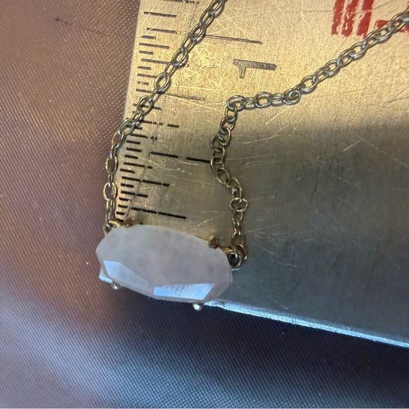 Retired Kendra Scott Ever Necklace 14K Gold Plated Rose Quartz w/ Dustbag - Picture 4 of 12